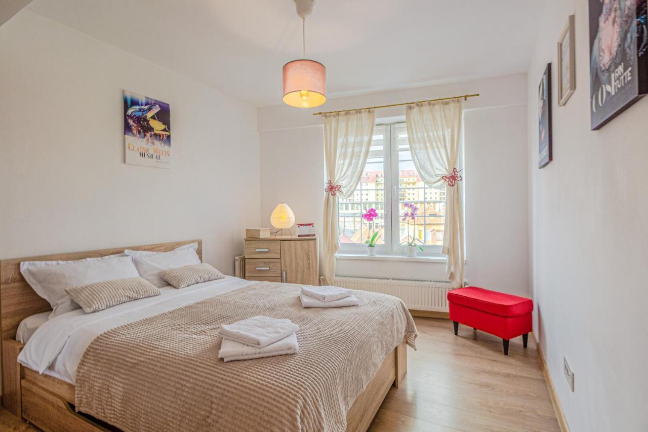 Opera Apart Apartment บราชอฟ ภายนอก รูปภาพ